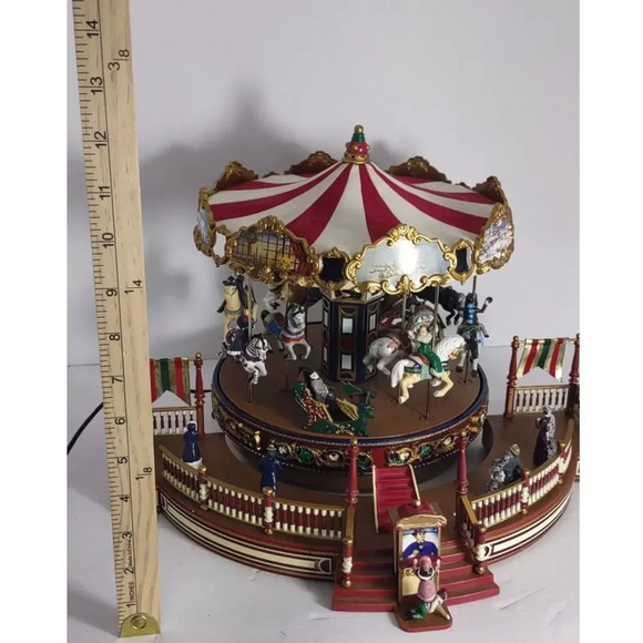 Vintage Mr Christmas Holiday Around The Carousel Music Lights Action - Picture 9 of 14